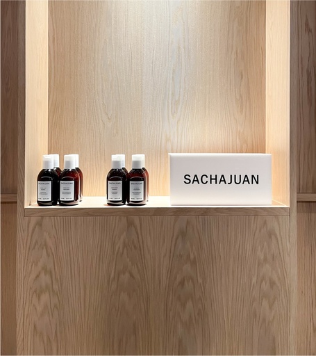 [SJ-M737] SACHAJUAN Block Glorifier White