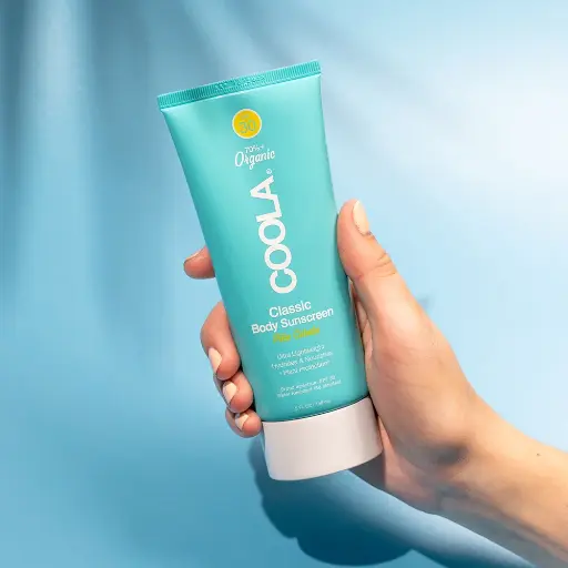 [CL10776] NEW Classic Body SPF30 - Piña Colada